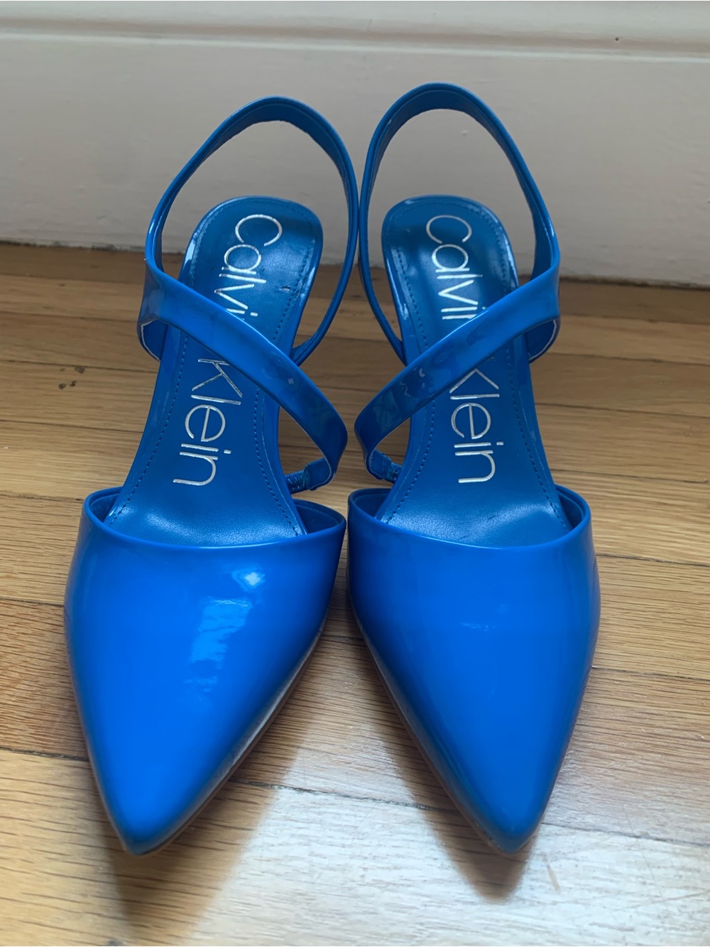 NWOB CALVIN KLEIN GEENA COBALT BLUE SLINGBACK POINTED TOE PUMPS SIZE 7.5M